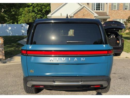 Rivian Blue 2023 Rivian R1S Adventure
