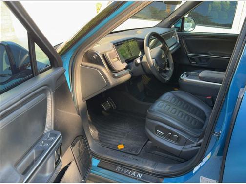 Rivian Blue 2023 Rivian R1S Adventure