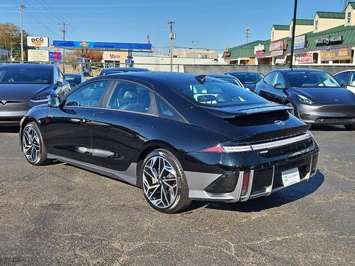 2023 Hyundai IONIQ 6 SEL