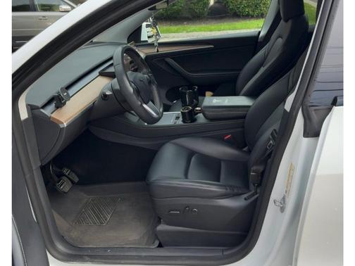 Pearl White Multi-Coat 2023 Tesla Model Y Long Range Dual Motor All-Wheel Drive