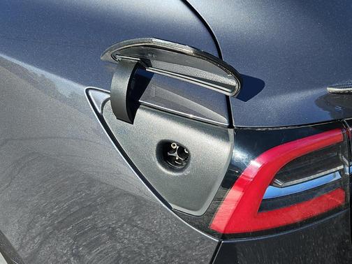 2019 Tesla Model 3 Performance