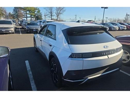 Atlas White 2024 Hyundai IONIQ 5 SEL