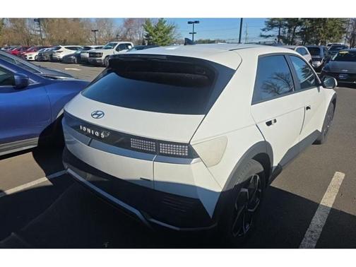 Atlas White 2024 Hyundai IONIQ 5 SEL