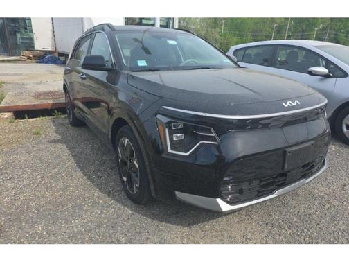 Aurora Black 2024 Kia Niro EV Wave