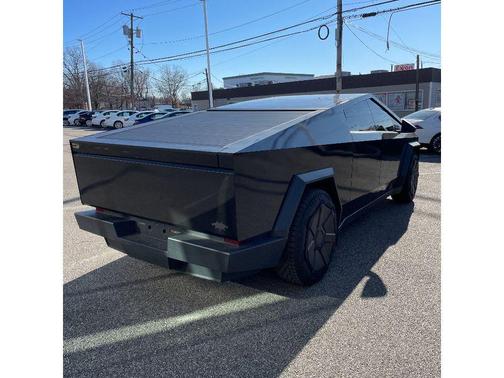 2024 Tesla Cybertruck Cyberbeast