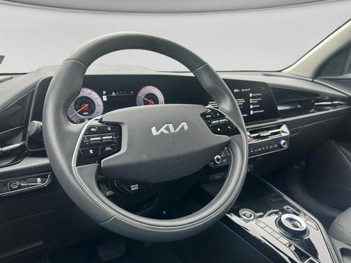 Steel Gray 2024 Kia Niro EV Wind