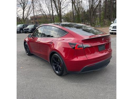2024 Tesla Model Y Performance