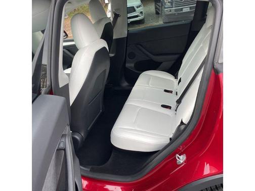 2024 Tesla Model Y Performance