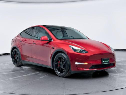 Ultra Red 2024 Tesla Model Y Performance