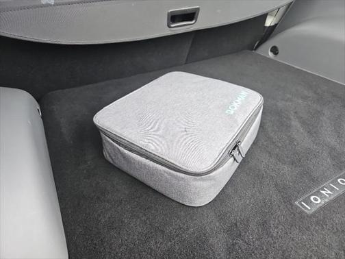 2023 Hyundai IONIQ 5 SE