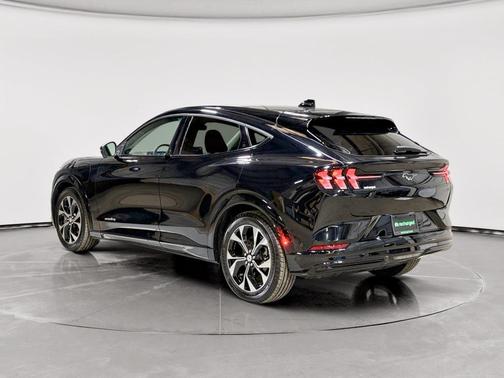 2022 Ford Mustang Mach-E Premium