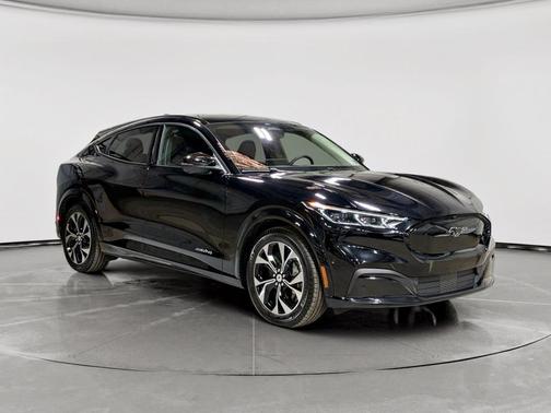 2022 Ford Mustang Mach-E Premium