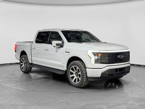 2023 Ford F-150 Lightning Platinum