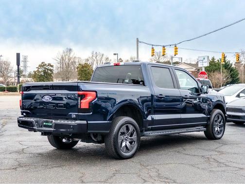 2024 Ford F-150 Lightning Flash
