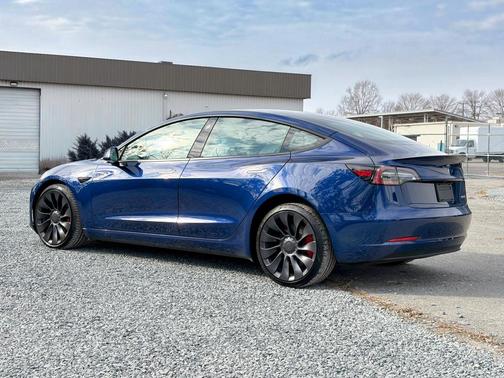 2022 Tesla Model 3 Performance