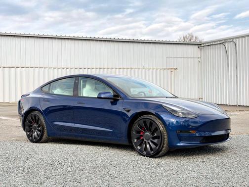 2022 Tesla Model 3 Performance