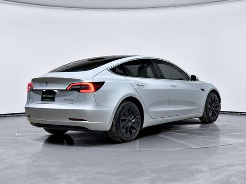 2018 Tesla Model 3 Performance