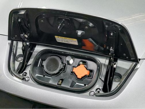 2021 Nissan Leaf S