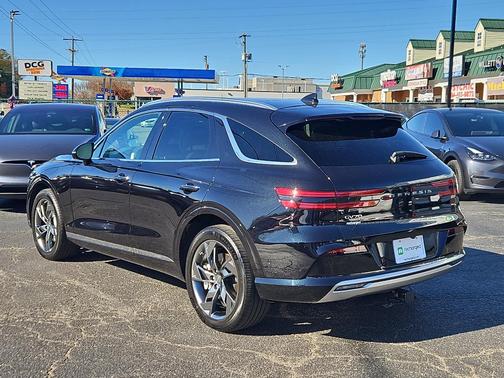 2024 Genesis Electrified GV70 Advanced