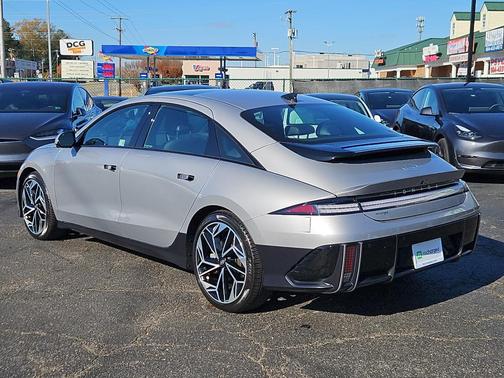 2024 Hyundai IONIQ 6 Limited