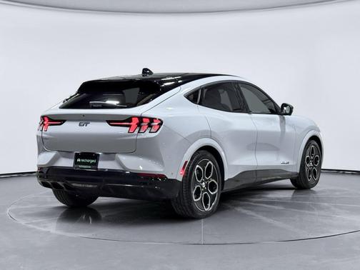 Space White Metallic 2023 Ford Mustang Mach-E GT