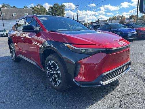 2024 Toyota bZ4X XLE