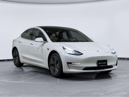 Pearl White Multi-Coat 2020 Tesla Model 3 Long Range