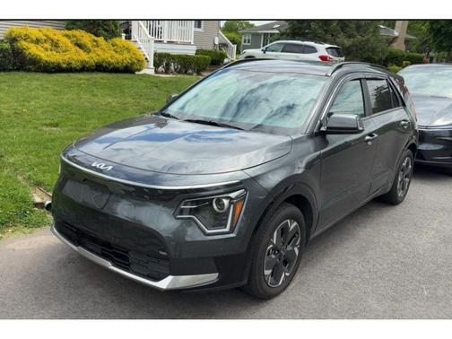 Interstellar Gray 2025 Kia Niro EV Wind