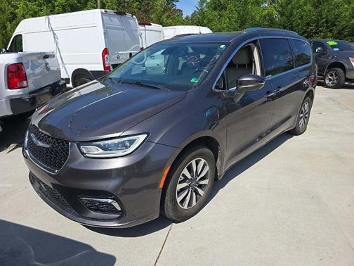 Granite Crystal Metallic Clearcoat 2021 Chrysler Pacifica Hybrid Touring L