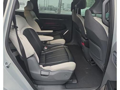 Ivory Silver 2024 Kia EV9 GT-Line