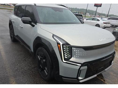 Ivory Silver 2024 Kia EV9 GT-Line