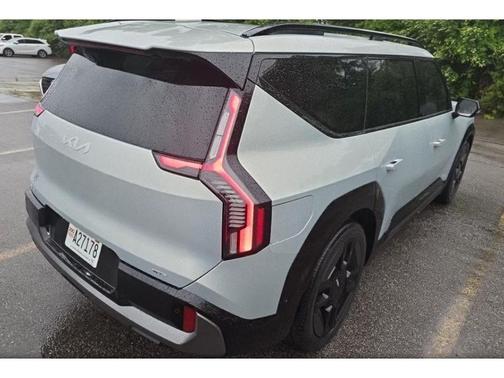 Ivory Silver 2024 Kia EV9 GT-Line
