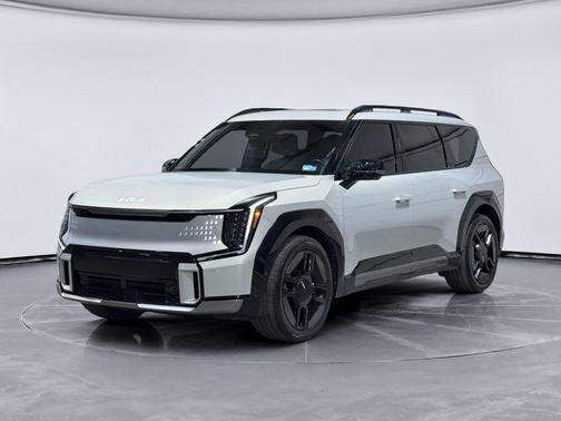Ivory Silver 2024 Kia EV9 GT-Line