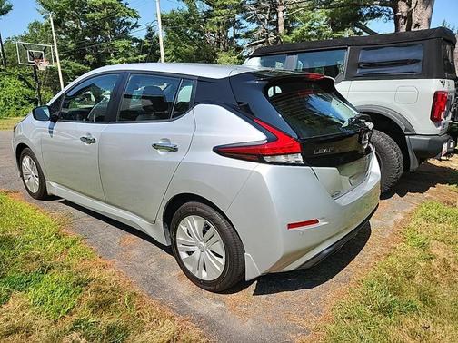 2023 Nissan Leaf S
