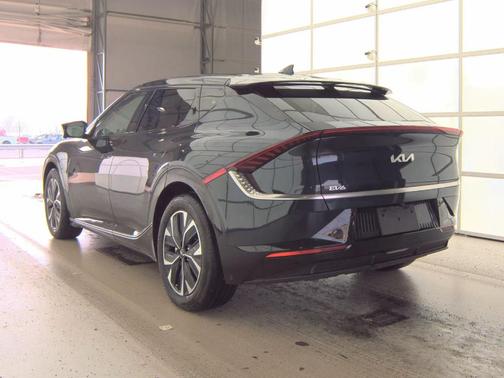 2024 Kia EV6 Wind