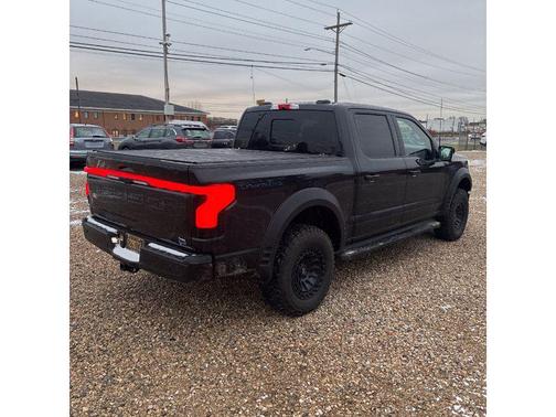 2024 Ford F-150 Lightning LARIAT