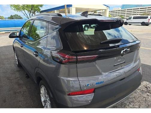 Gray Ghost Metallic 2023 Chevrolet Bolt EUV LT