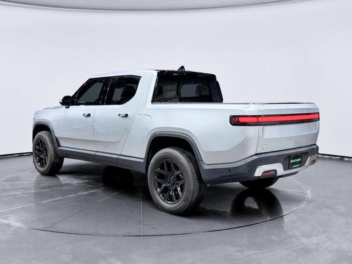 2023 Rivian R1T Adventure