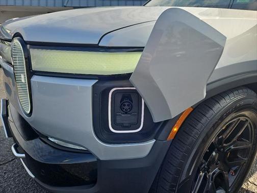 2023 Rivian R1T Adventure