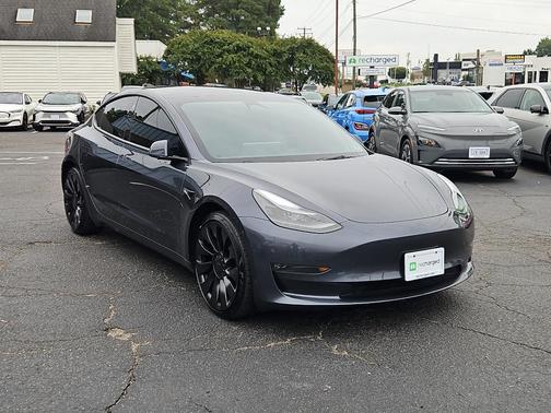 2023 Tesla Model 3 Performance