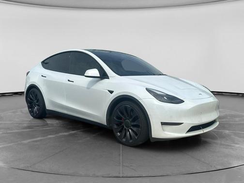 Pearl White Multi-Coat 2021 Tesla Model Y Performance