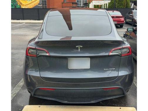 Midnight Silver Metallic 2021 Tesla Model Y Long Range