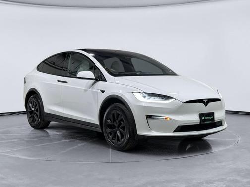 Pearl White Multi-Coat 2022 Tesla Model X Long Range