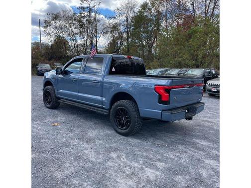 2023 Ford F-150 Lightning Platinum