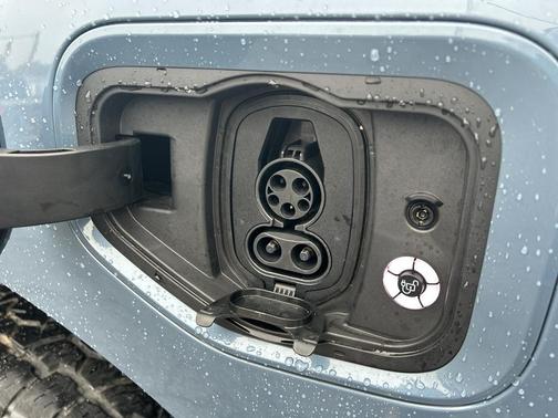 2023 Ford F-150 Lightning Platinum