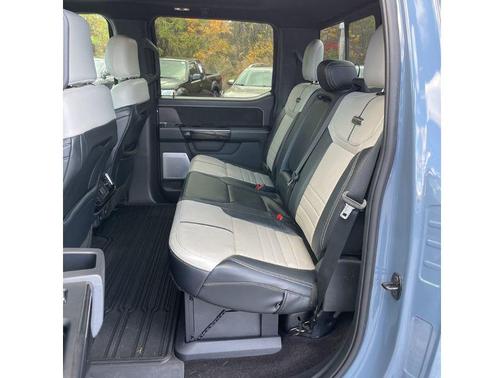 2023 Ford F-150 Lightning Platinum