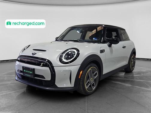 White Silver Metallic 2022 MINI Hardtop Cooper S
