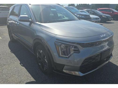 Steel Gray 2024 Kia Niro EV Wave