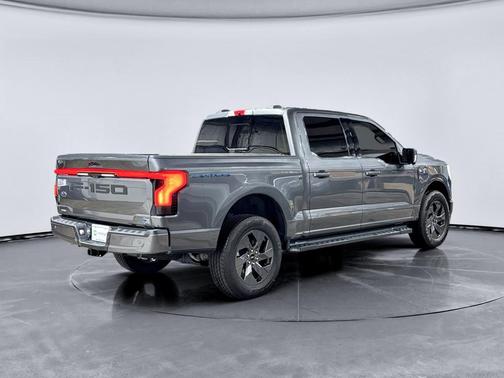 2023 Ford F-150 Lightning LARIAT