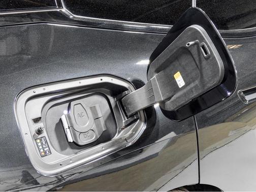 Black Sapphire Metallic 2023 BMW iX xDrive50